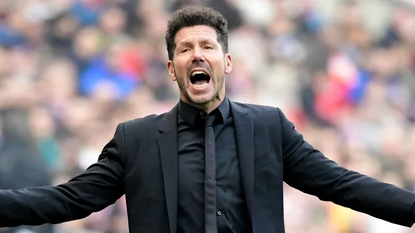 Diego Simeone dirgiendo al Atlético de Madrid. (Foto: El Nacional)