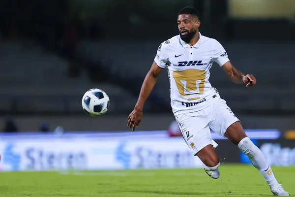 Diogo de Oliveria es muy querido por la afición y le pusieron un apodo.