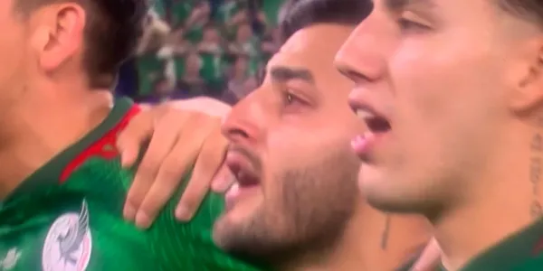 Disfruta de la emotiva reacción de Alexis Vega al escuchar el himno nacional de México