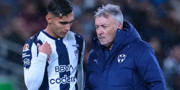 Domènec Torrent caminaría por la cuerda floja y su continuidad en Rayados estaría en riesgo