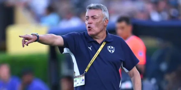 Domènec Torrent habría pedido tres fichajes en Rayados para afrontar el Clausura 2026