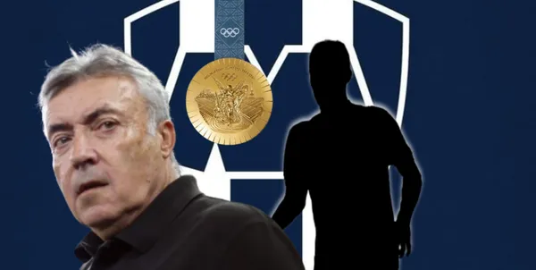 Domènec Torrent junto a futbolista incógnito / FOTO FUTBOL TOTAL