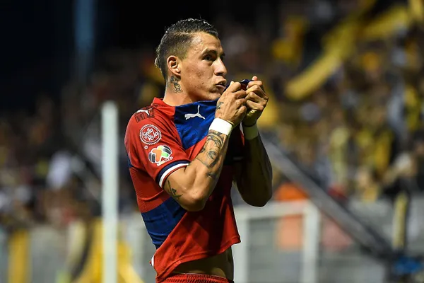 Dos cambios perfila Tena para el juego