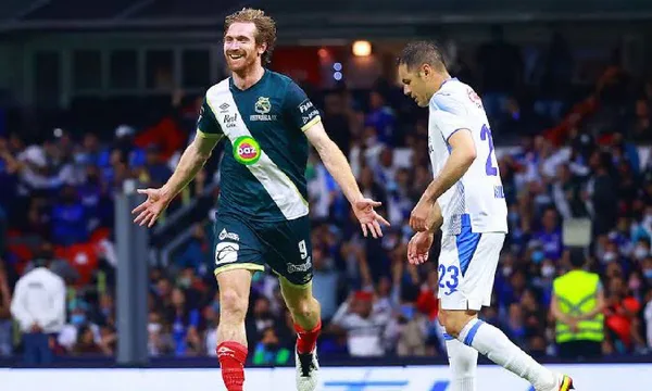 Duelazo en el ‘Coloso de Santa Úrsula’.