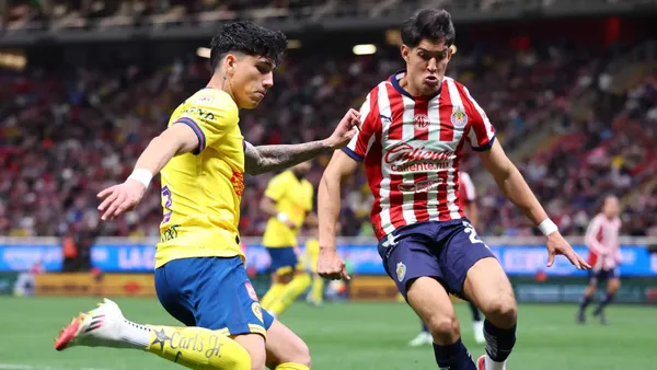 Duelo entre Chivas y Club América (Foto: MEXSPORT)