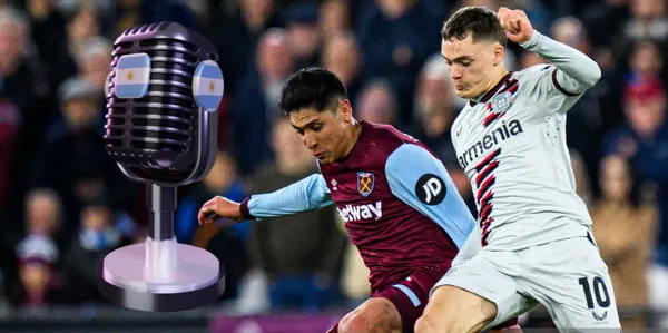 Edson Álvarez durante el duelo del West Ham United vs. Bayer Leverkusen / Foto: Getty Images