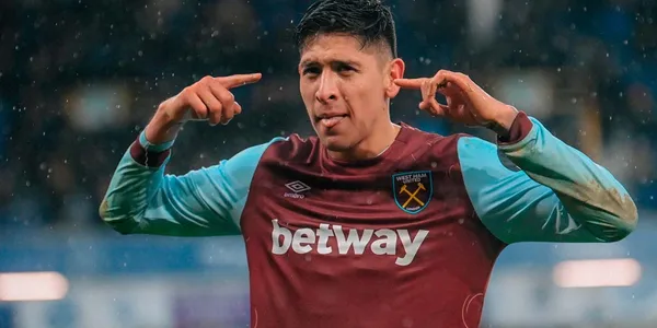 Edson Álvarez / FOTO FUTBOL TOTAL