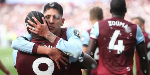 Edson Álvarez ha sido de lo mejor del West Ham en lo que va de la Premier League