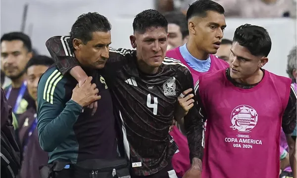 Edson Álvarez salió lesionado en el partido ante Jamaica (Fuente: El Universal)