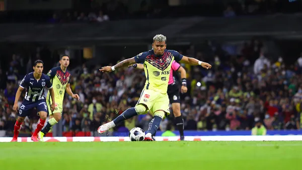 El América estaría a horas de fichar a un refuerzo más y el sacrificado de Solari sería Roger Martínez.