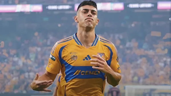 El argentino se coloca como uno de los mejores jugadores de la liga y encamina la victoria de los felinos