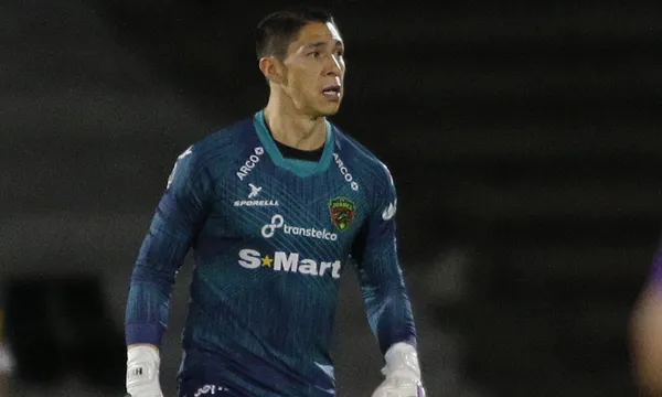 El arquero mexicano no entraría en planes del conjunto del norte para el Apertura 2022