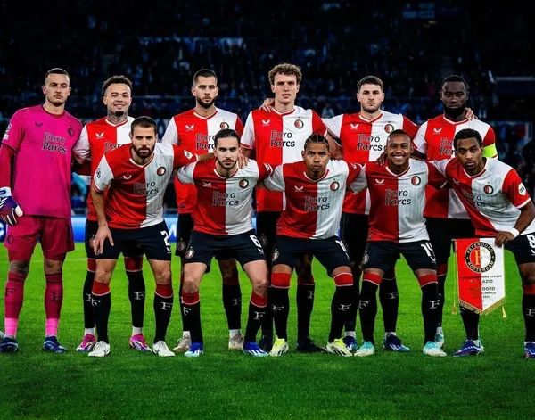 El campeón de los Países Bajos se medirá a su vecino.