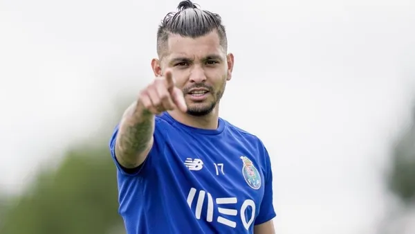 El canterano del Monterrey puede regresar a la cuna que lo vió nacer tras dejar de ser titular en el Porto