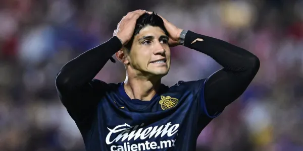 El canterano que podría sustituir a Alan Pulido en Chivas a petición de Gabriel Milito