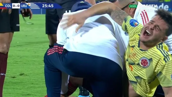 El colombiano sufrió un golpe en la rodilla