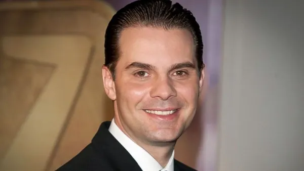 El comentarista considera que el formato del torneo de liga es injusto para los equipos de la parte alta.