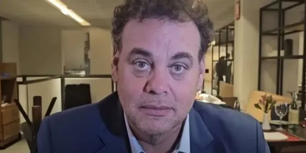 El comunicador de TUDN cada vez es menos antiamericanista