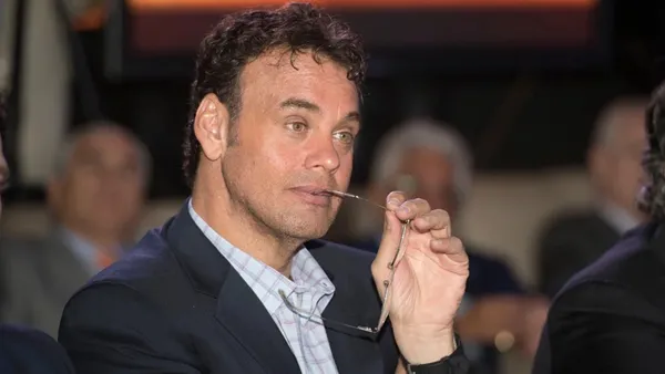 El comunicador mexicano no dudó en mostrar su indignación por la actitud del jugador del Real Madrid