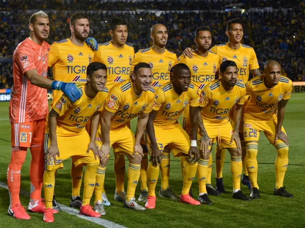 El comunicador señala a los futbolistas