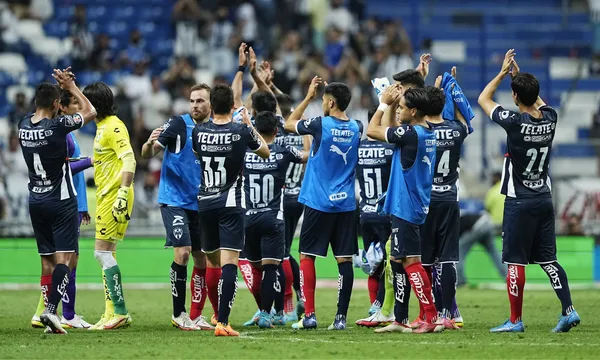 El conjunto rayado tiene en sus manos estar cerca de los puestos de la Fiesta Grande