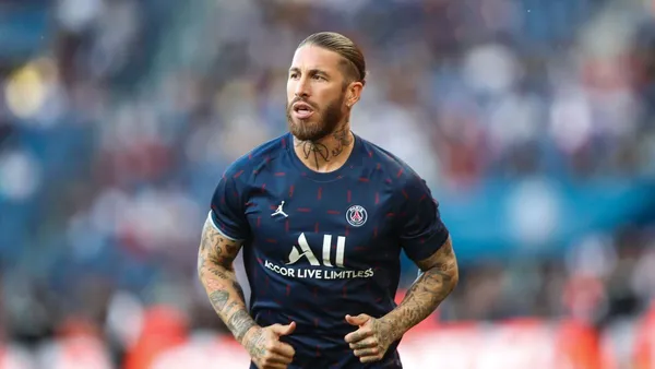 El defensor español ya tendría definido su futuro y sería en La Liga.