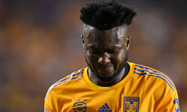 El delantero ecuatoriano pudo tener su primera noche feliz, pero se terminó por arruinar