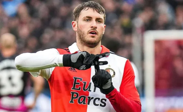 El delantero mexicano ha vuelto mejor que nunca luego de la lesión