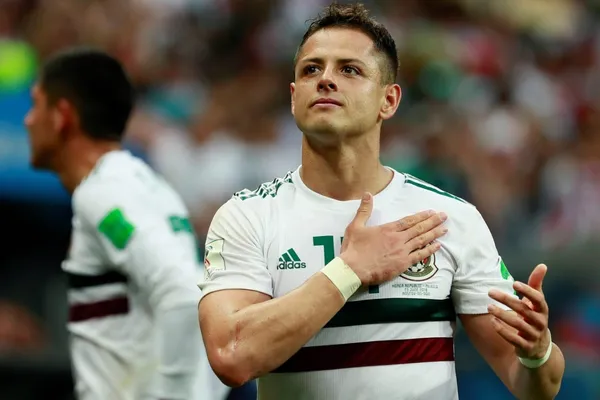 El delantero mexicano Javier Hernández se refirió a la posibilidad de disputar los juegos olímpicos.