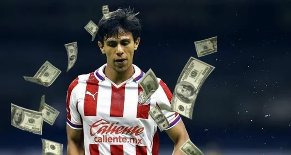 El delantero mexicano regresa a las Chivas de Guadalajara como el nuevo refuerzo para el Clausura 2022