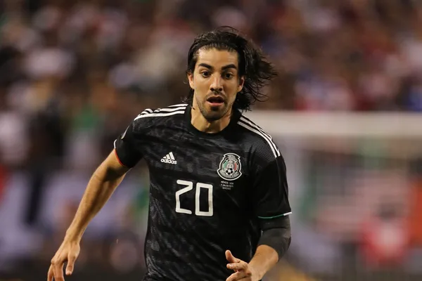 El dinero que tiene Chivas para fichar