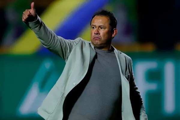 El DT de Cruz Azul y la jugada maestra para acerarlos más al título tras 23 años de sequía