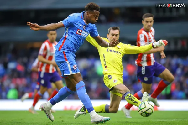 El duelo que abrió el telón para un día de Clásicos.