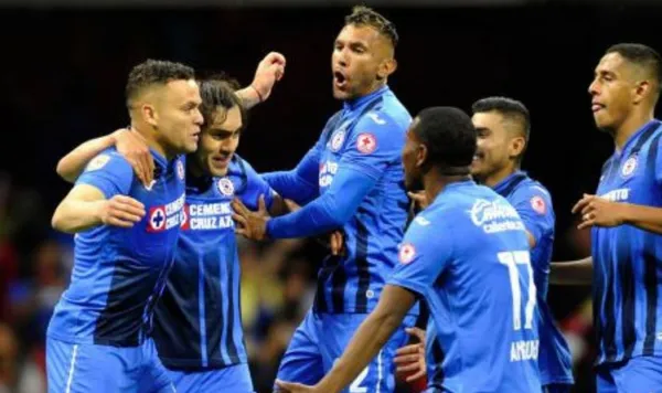 El elemento de Cruz Azul podría estar disfrutando de sus últimos minutos vistiendo la playera de La Máquina.