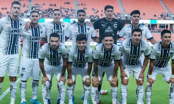 El entrenador de los Rayados ya va viendo qué alineación podría ser su once titular