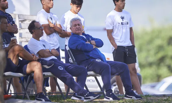 El entrenador mexicano no ha podido contar con la buena suerte desde que llegó