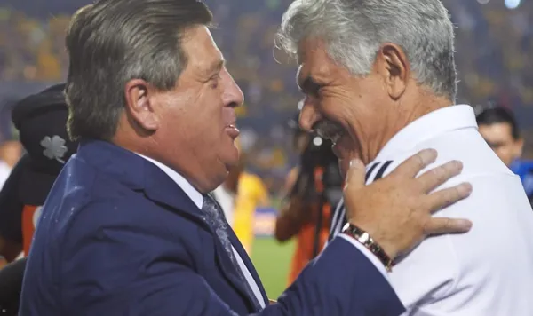 El entrenador mexicano prometió "Chi*go de goles" y lo está cumpliendo, además, la estadística lo respalda por encima de Ferretti.