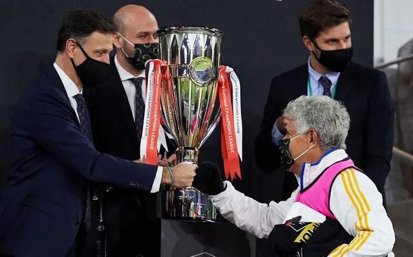 El estratega brasileño, Ricardo Ferretti, no logra levantar a FC Juárez. Para repetir lo hecho con Tigres tendría que invertir 150 millones de dólares.