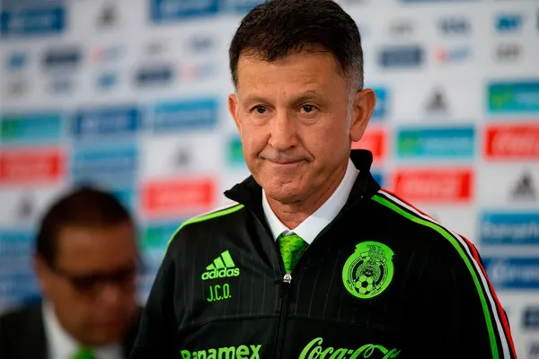 El estratega colombiano explicó cómo enfrentaría él el crucial partido ante Argentina.