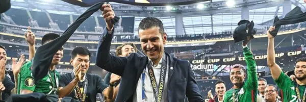 El estratega del combinado nacional destaca al futbolista mexicano.