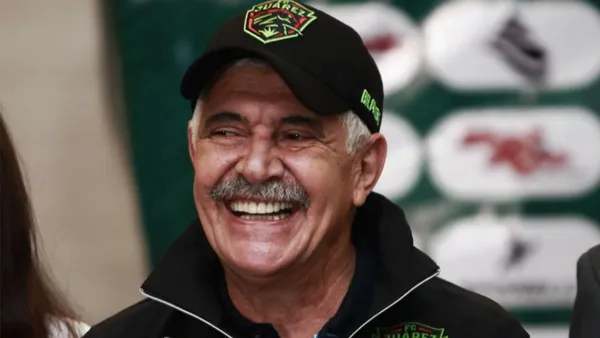 El estratega del F.C. Juárez tuvo un mal comienzo de torneo. Ahora que acba de retomar el camino algunos equipos buscan al Director Técnico.