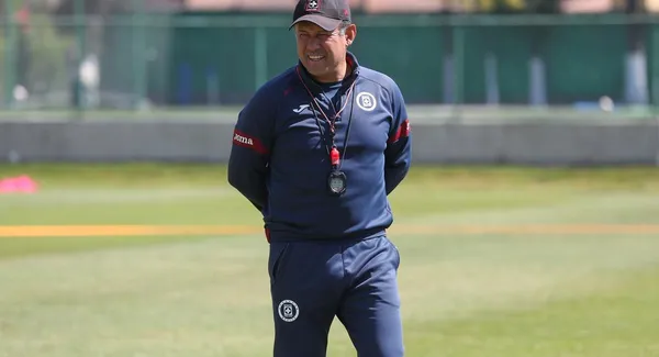 El estratega peruano fue quien logró obtener la novena con la máquina, pero en el actual torneo no logra hacer que se encarrile en las vías.