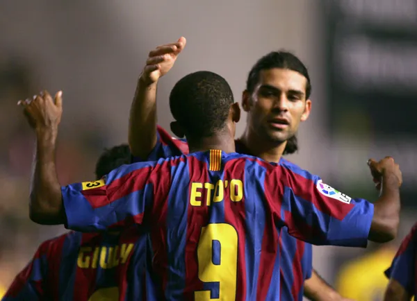 El ex delantero del FC Barcelona, Samuel Eto'o, cayó rendido ante el talento de un jugador mexicano.