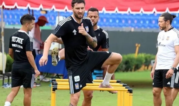 El francés de los Tigres suele ser el héroe, pero otro jugador no le llena el ojo al D.T.