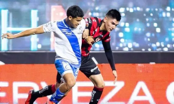 El fútbol se juega también los viernes.