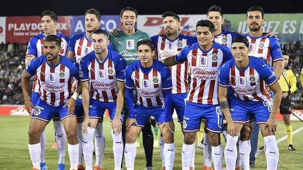 El futbolista que pide su salida de Chivas para tener minutos
