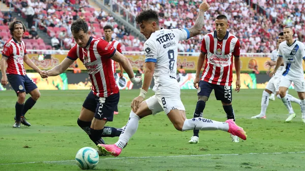 El Guadalajara recibe en casa a los Rayados de Monterrey | Foto: Mex Sport