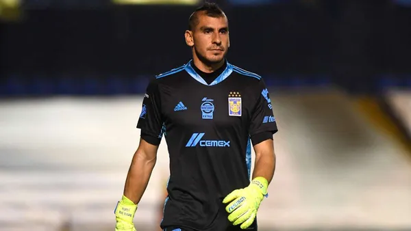 El guardameta argentino ha sido criticado por el gol que le marcó Atlético de San Luis.