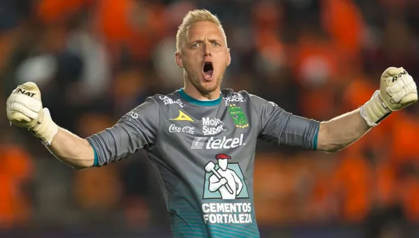 El guardameta México-Estadounidense sigue jugando en la MLS