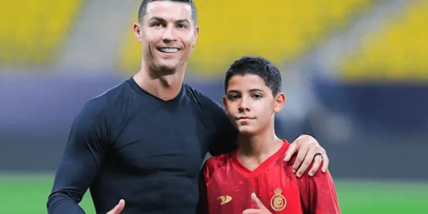 El hijo de Cristiano Ronaldo firma un contrato con Al Nassr para jugar en las categorías inferiores